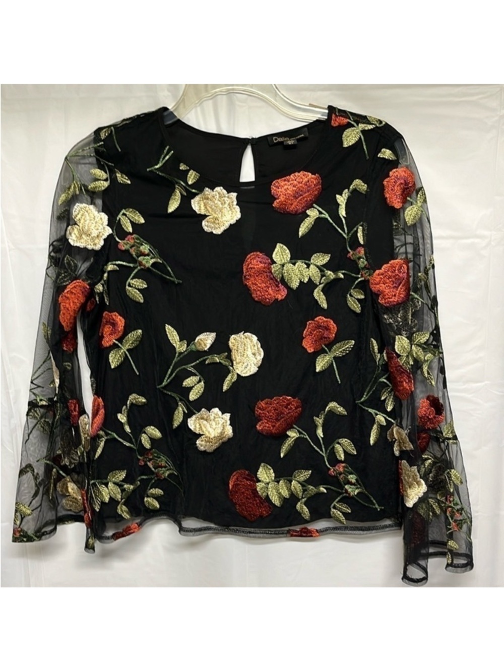 Style Inspo Date Night Outfit Black Floral Top Faux Leather Pants Heels - Picture 2 of 9